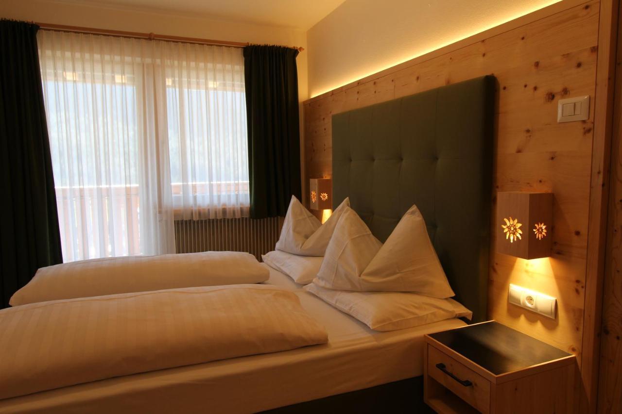 Biovita Hotel Alpi Sexten Esterno foto
